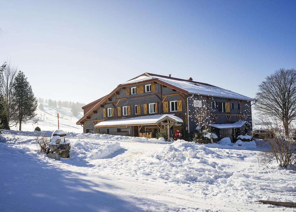 Hotel Le Manoir Des Montagnes Les Rousses Exterior foto